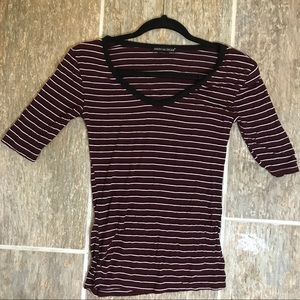 Maroon striped quarter sleeve